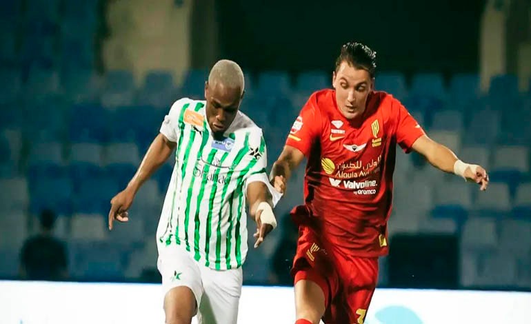 Al-Najma de Romell Quioto y Deybi Flores suma su novena&nbsp;derrota