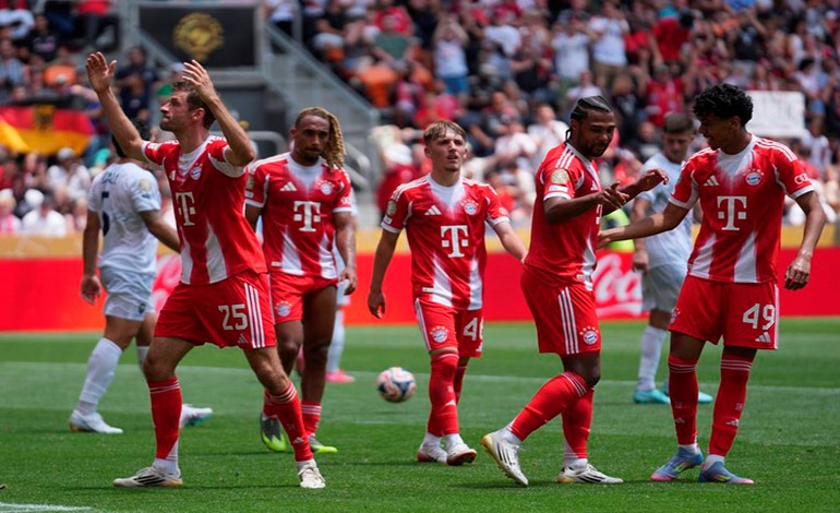 Bayern Múnich humilla al Wolfsburgo 8-1 con exhibición de Luis&nbsp;Díaz