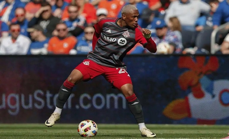 Deybi Flores marca autogol y Al Najma se hunde en Arabia&nbsp;Saudita