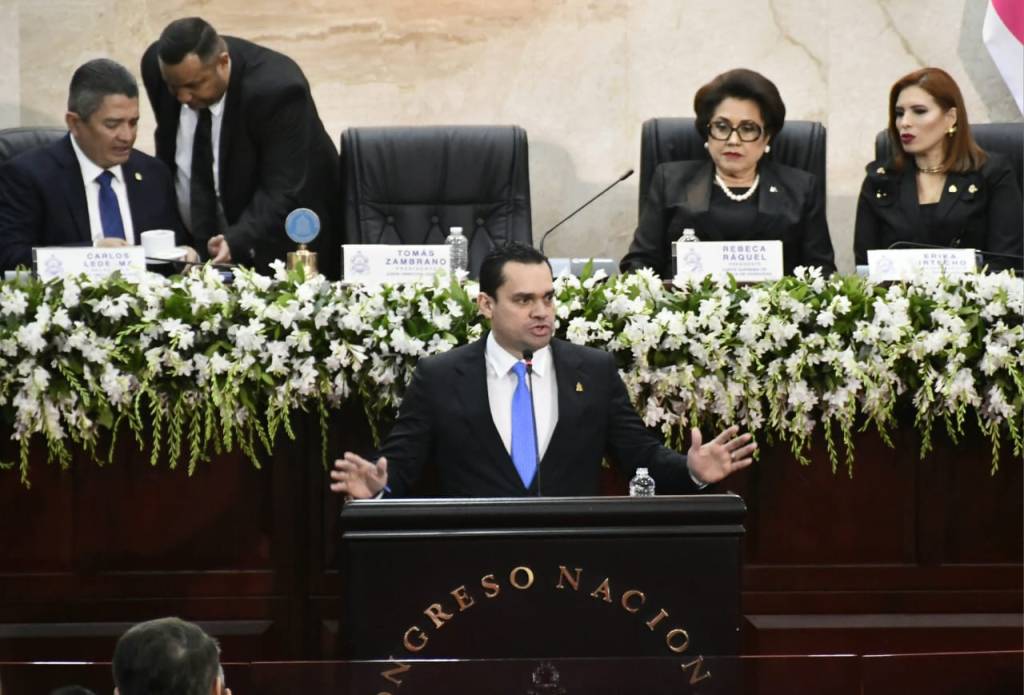 Salud y educación se colocan en el centro de la agenda legislativa bajo el liderazgo de Tomás&nbsp;Zambrano