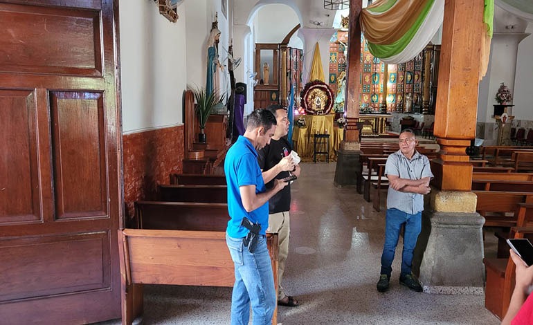 Sacrílegos se meten a iglesia y se roban los&nbsp;diezmos