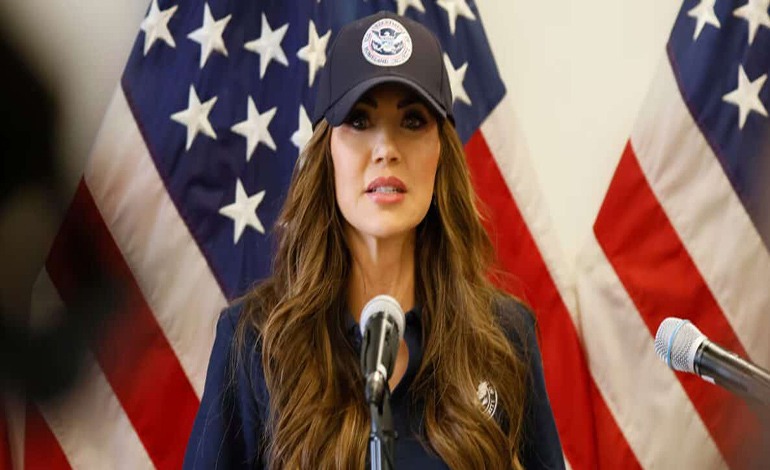 Descabezada Kristi Noem