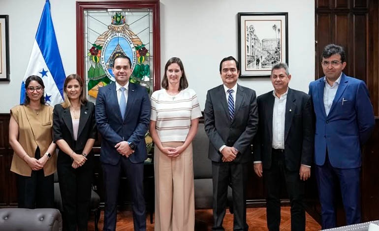 CN estrecha lazos de cooperación con el&nbsp;BID