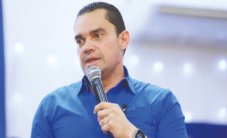 Zambrano presenta el paquete para atraer&nbsp;inversión