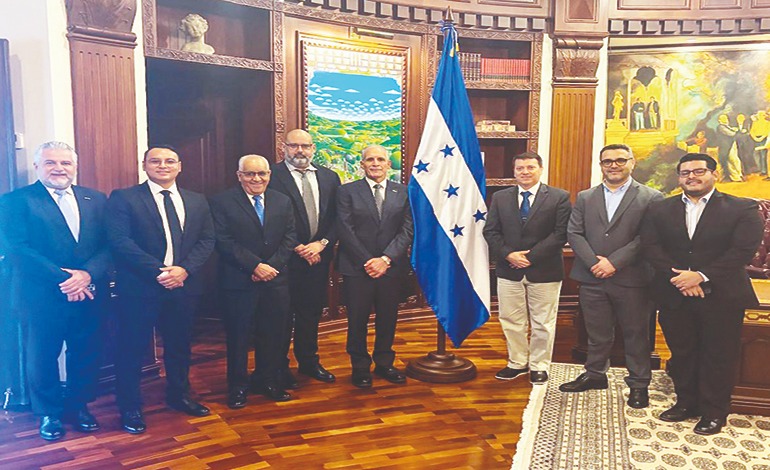 Asfura supervisa inversión de $624 millones para modernizar Puerto Cortés