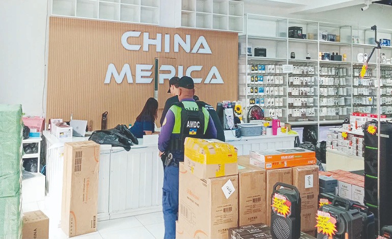 Alcaldía investiga 70 comercios chinos en Comayagüela por competencia&nbsp;desleal