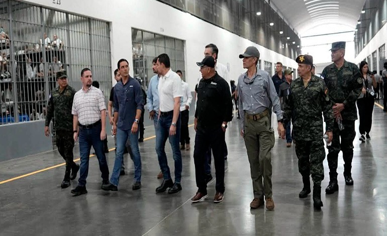 Tomás Zambrano: Urge construir más cárceles en combate contra esa ola de&nbsp;terrorismo