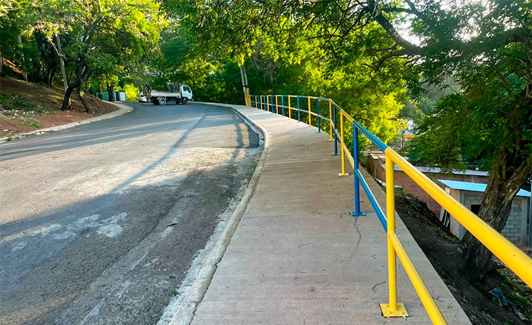 Millonaria obra devuelve seguridad a la colonia 21 de&nbsp;Octubre
