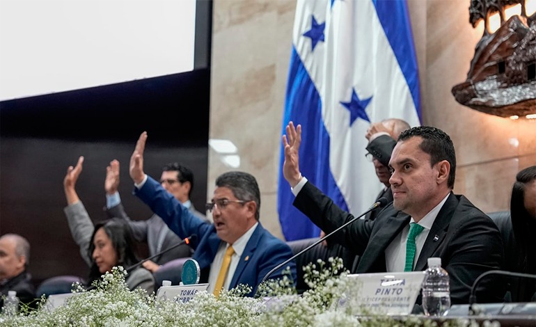 Congreso endurece penas contra maras, pandillas y terrorismo, incluso con cadena perpetua